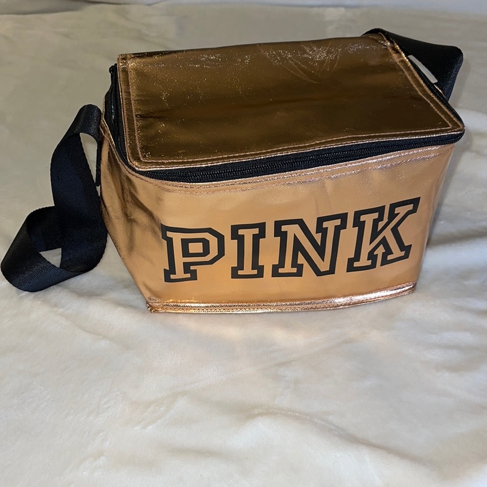 NWOT PINK Victoria Secret lunchbox